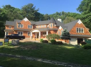 16 Longmeadow Dr, Ipswich, MA 01938