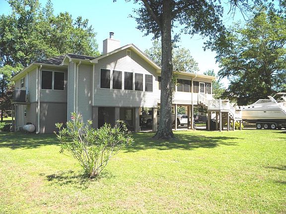 3rd image of 234 Cypress Dr
