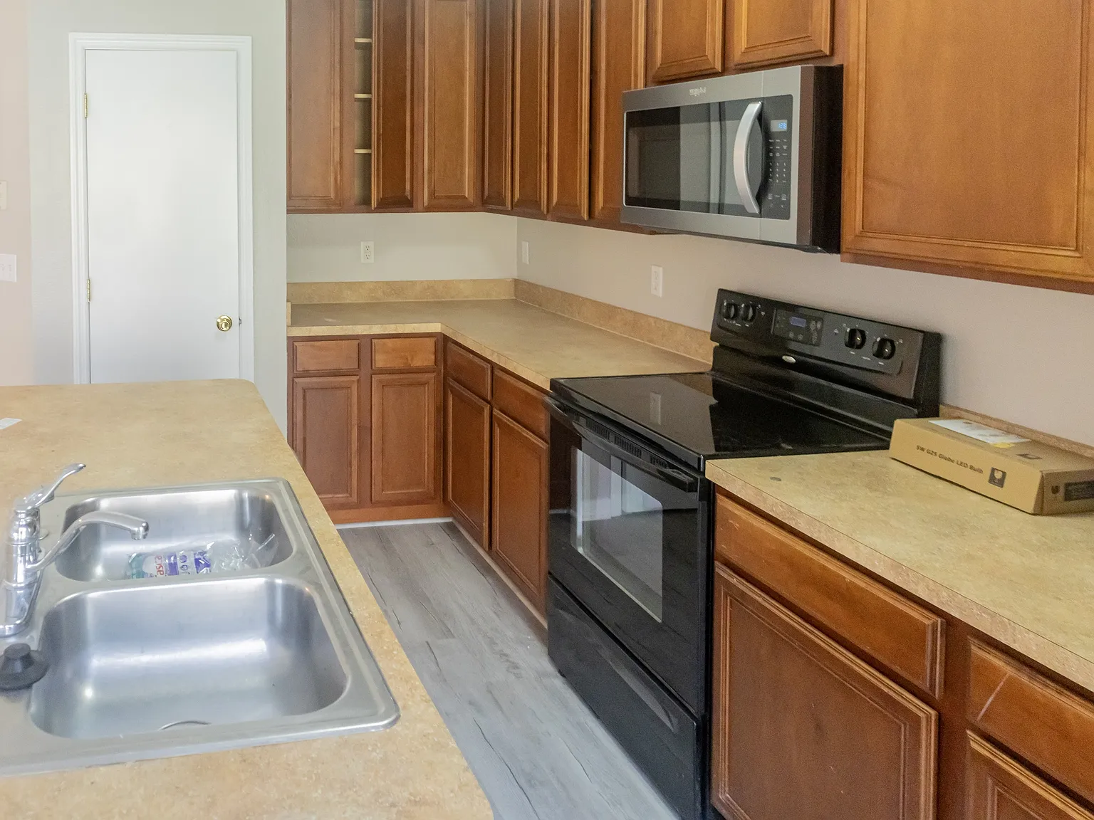 Beech Brook Street 258 (TP) - 258 — Photo 3