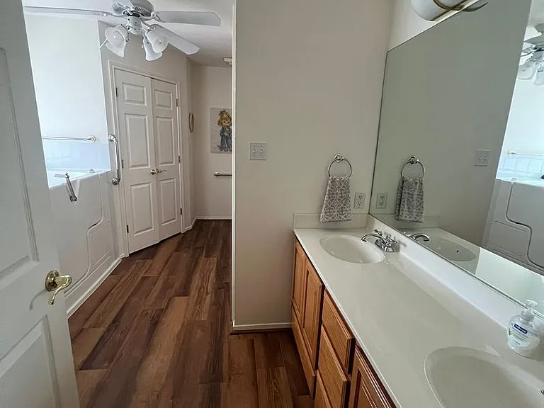 1041 Lytle Creek Dr — Photo 10