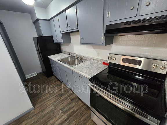 3rd image of 304 Shelby St APT 12