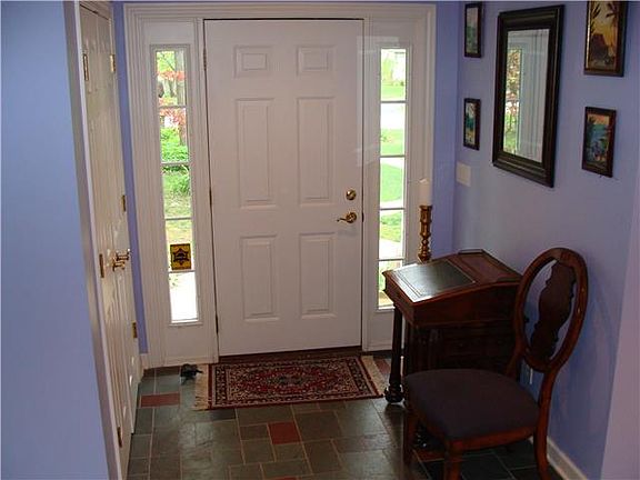 2nd image of 4340 Courtside Dr