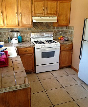 4th image of 2063 Sarasota Ave