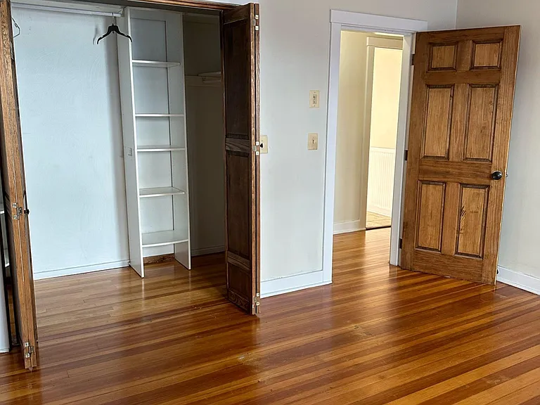 222 Clarendon St — Photo 25