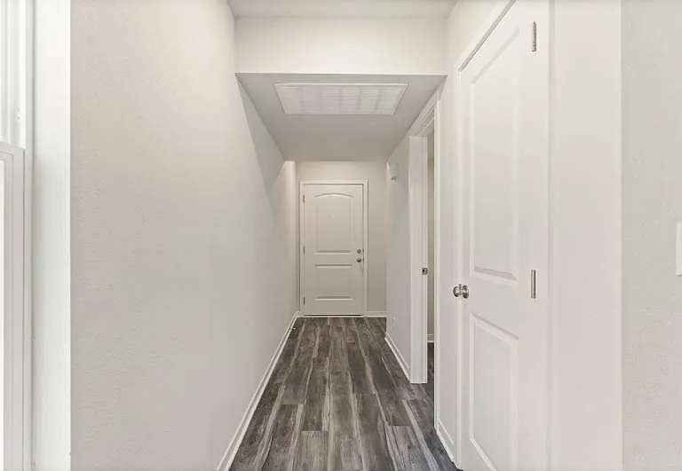 Oak Woods Townhomes — Photo 101