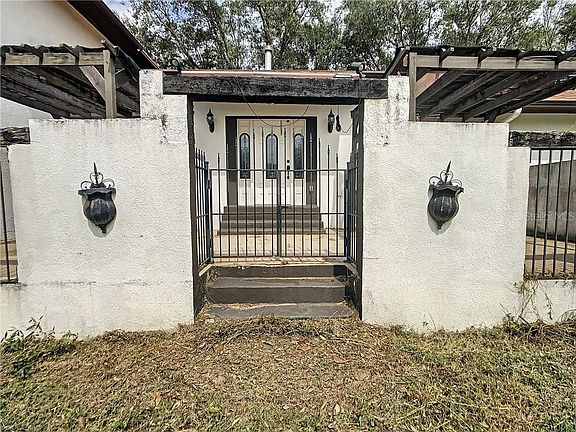 3rd image of 7674 Colorado Ave