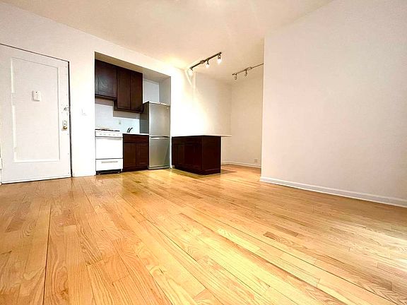 2nd image of 159 Eastern Pkwy APT 3E
