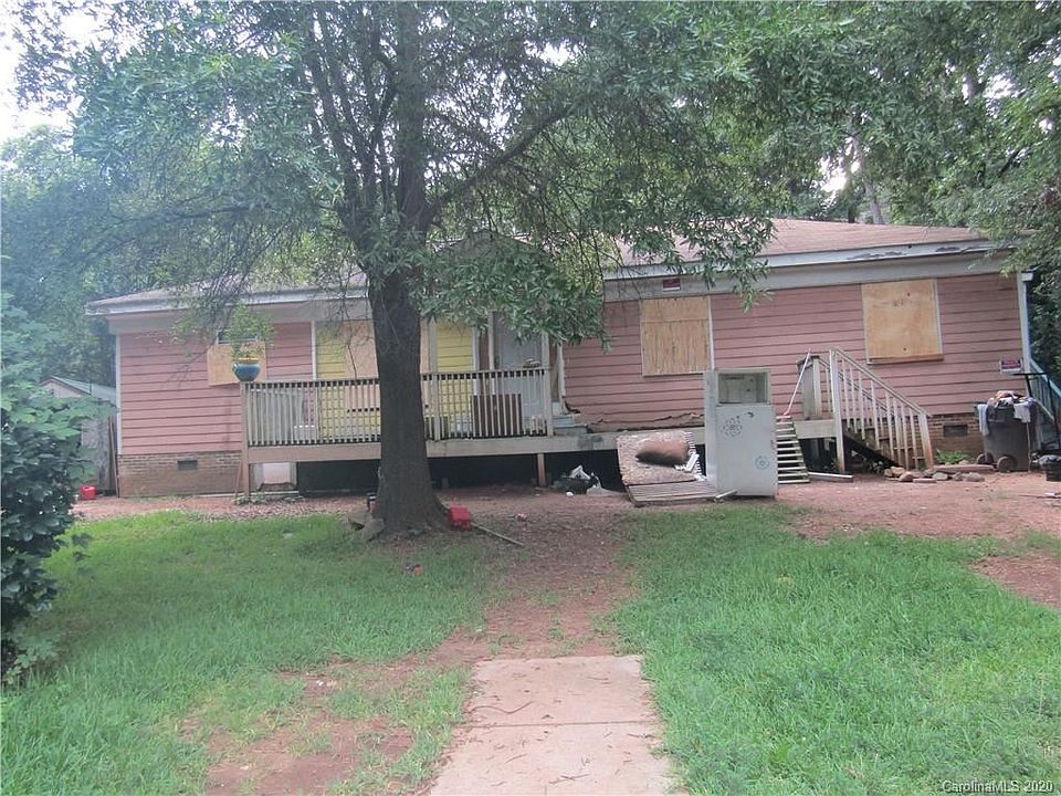 1st image of 5808 Palmer Dr