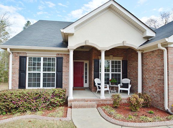 2nd image of 473 Bainbridge Dr