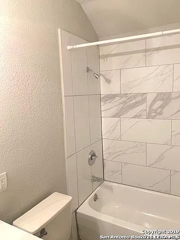 1011 Avant Ave #4 — Photo 6