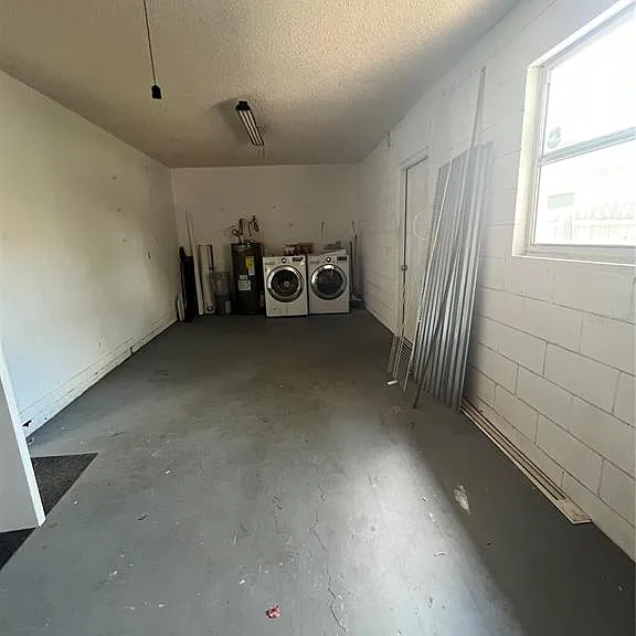 6910 S Trask St — Photo 21