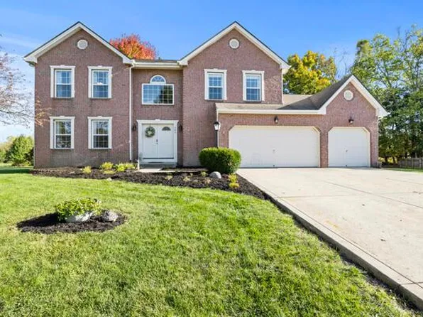 582 Adrian Dr, Delaware, OH 43015