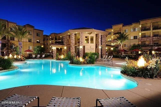 2 bed, 1246 sqft, $2,300 — Photo 1
