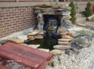 1590 Low Gap Rd, Irvine, KY 40336