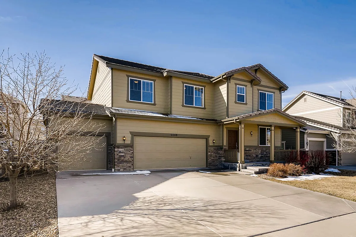 Building Photo - 21248 E Pennwood Dr