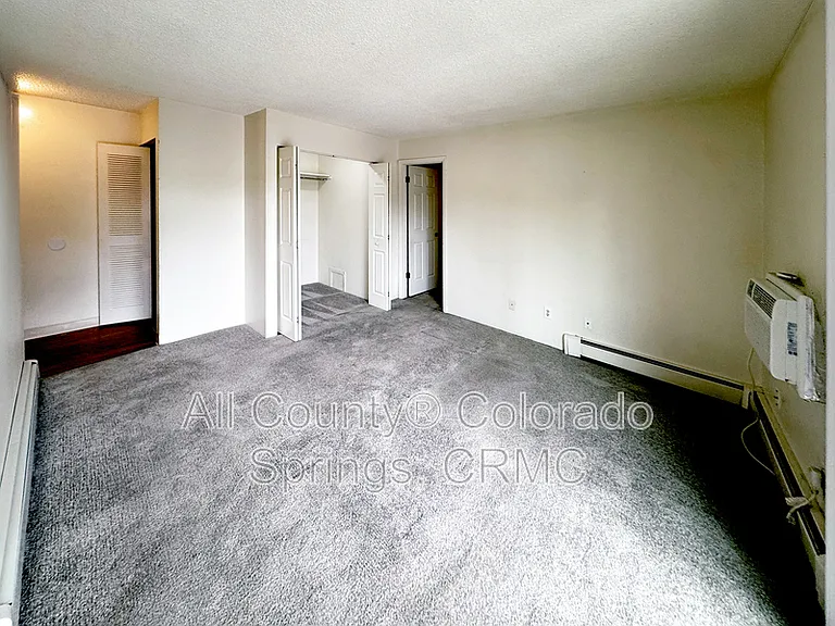 5030 El Camino Dr #4 — Photo 5