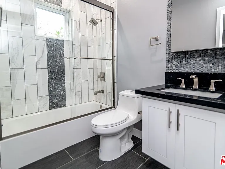 1625 S New Hampshire Ave #1/2 — Photo 11