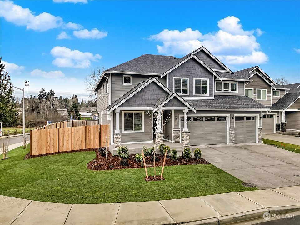 1st image of 10922 71st Avenue Ct E