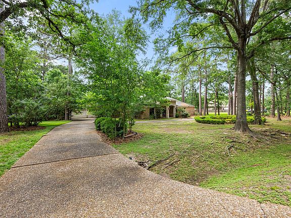 4th image of 417 Rancho Bauer Dr