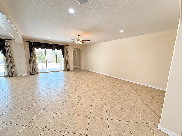 2595 E Ebony Dr — Photo 11
