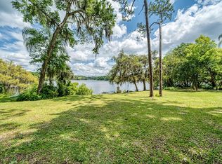 611 Lake Ave, Altamonte Springs, FL 32701