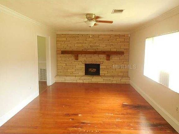 2nd image of 601 Gay Ann Dr