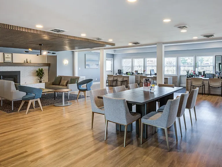 The Boardwalk at Westlake Apartments and Townhomes — Photo 33