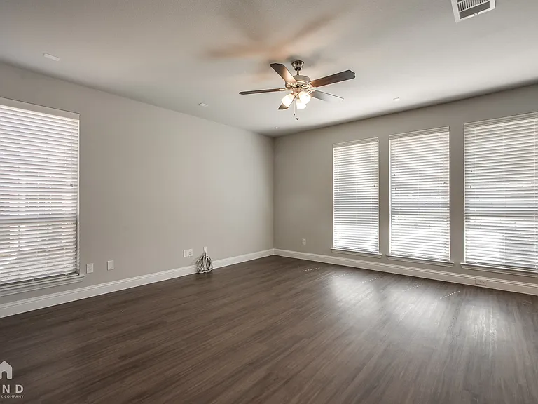 3100 Damsel Sauvage Ln — Photo 12