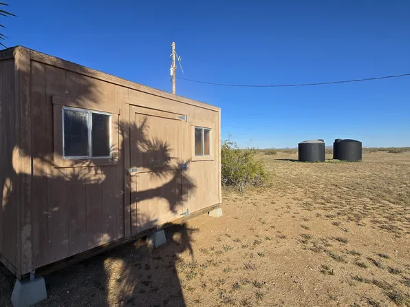 21688 S Roy Rogers Rd, Yucca, AZ 86438