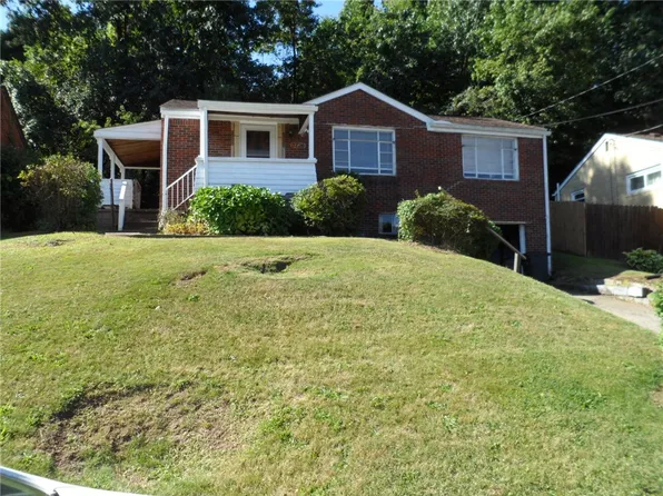 3226 Overlook Dr, McKeesport, PA 15133