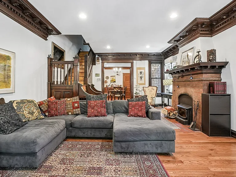 4646 Hazel Ave — Photo 8