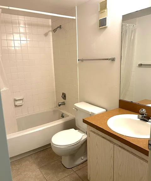 130 Jasmine Woods Ct #11D — Photo 17