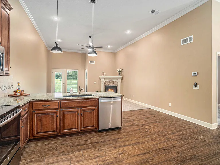 12353 Fox Creek Dr #12353 — Photo 8