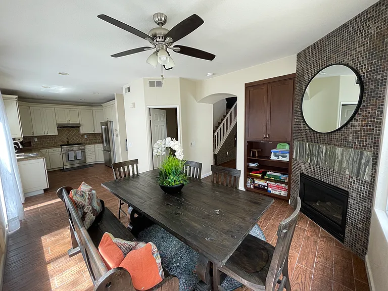 1207 Cambria Way — Photo 7
