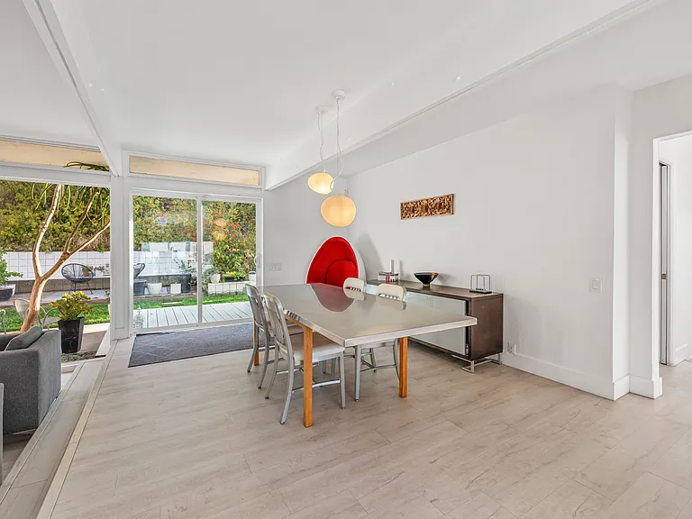 17042 Lisette St — Photo 26
