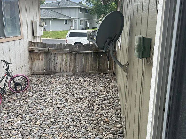 1529 Douglas Ave #A — Photo 7