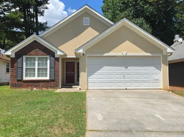 703 S Fairfield Dr, Peachtree City, GA 30269