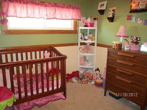 5th image of N55W14119 Carol Dr