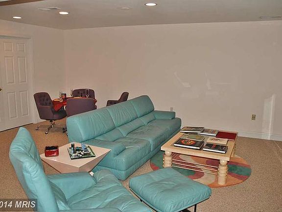 5th image of 501 Creek Valley Ln