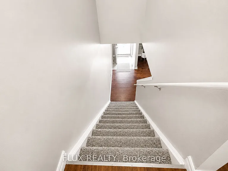 595 3rd St #19 — Photo 24