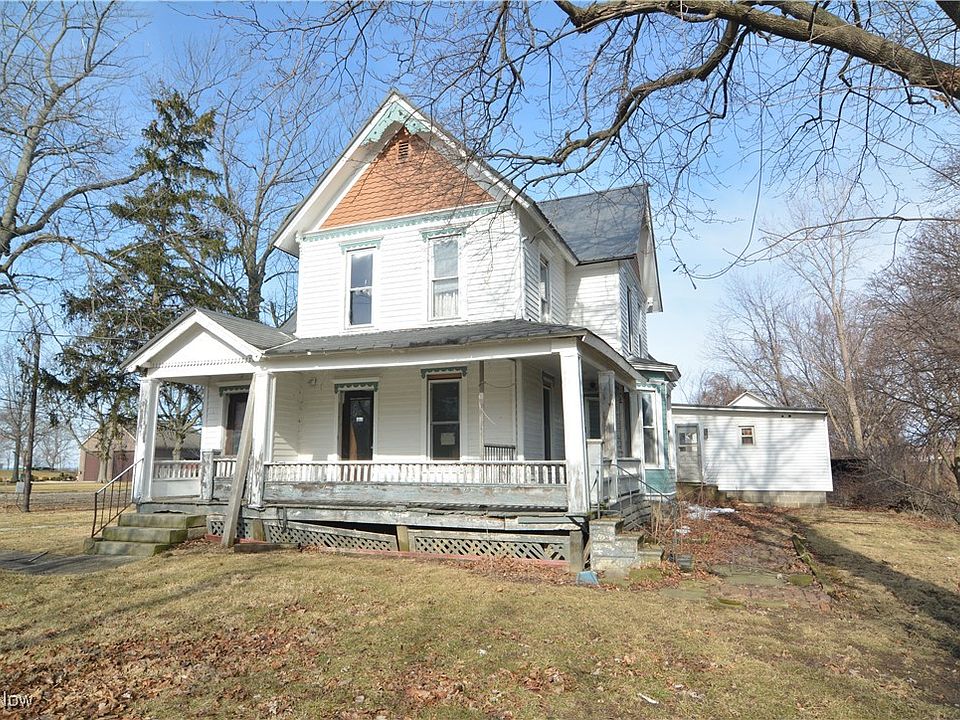1st image of 2912 W Erie Ave