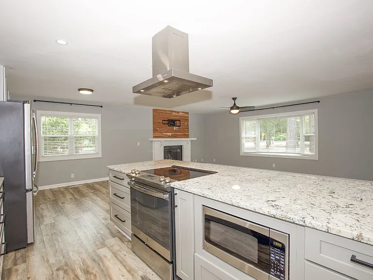1 Bogie Dr — Photo 17