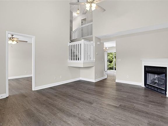 5th image of 614 Grasswren Way
