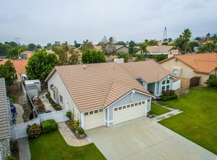 2713 W Via Bello Dr, Rialto, CA 92377