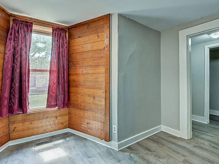 1023 S State Ave #1 — Photo 12