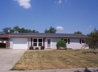 337 N Park Ln, Butler, IN 46721