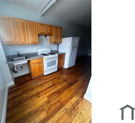 3rd image of 53 Morris St