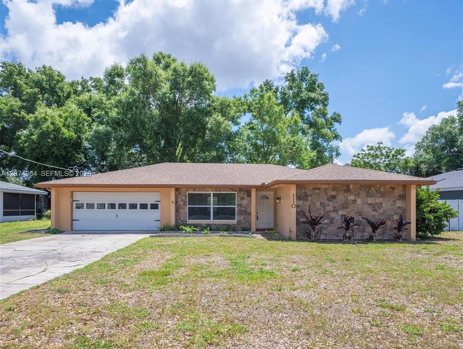 3 bed, 2.0 bath, $2,100 — Photo 1