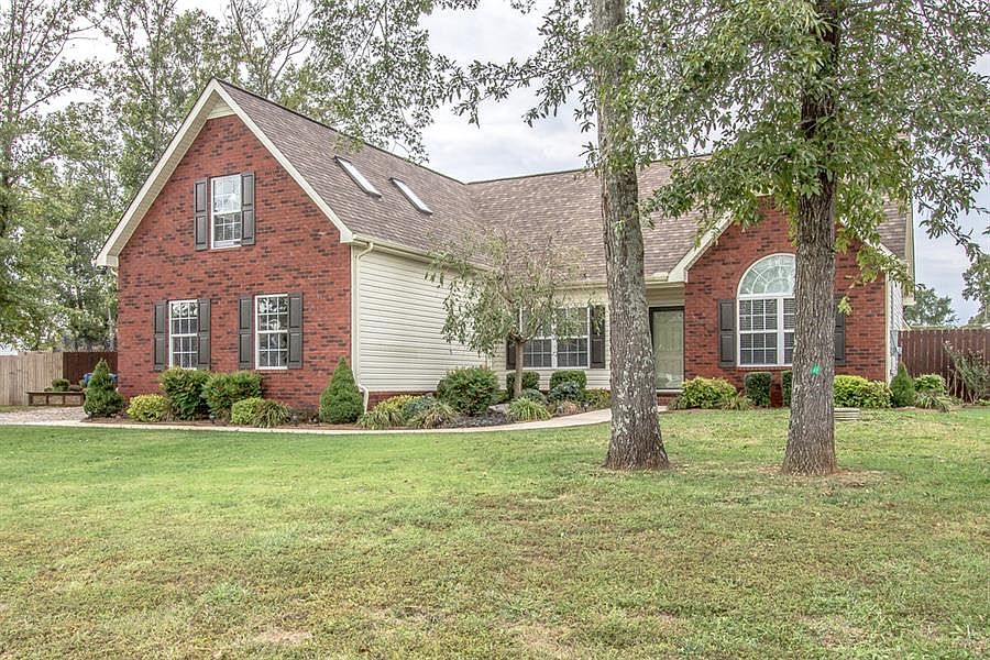 1st image of 110 Centerrock Dr