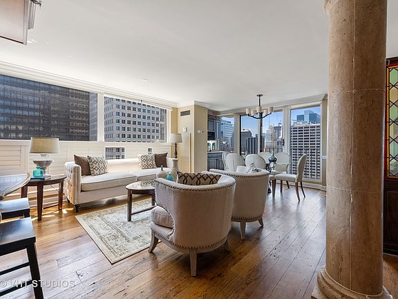 3rd image of 200 N Dearborn St #3801-02